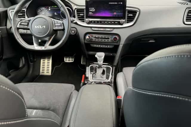 Kia Proceed (2023) thumbnail 11