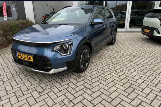 Kia Niro EV (2023) thumbnail 1