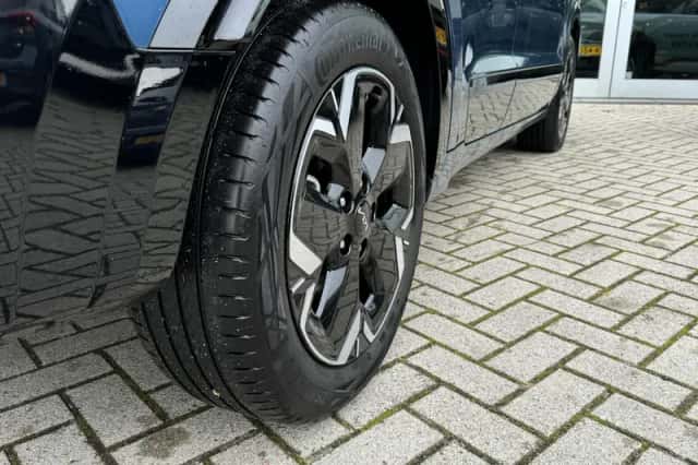 Kia Niro EV (2023) thumbnail 7