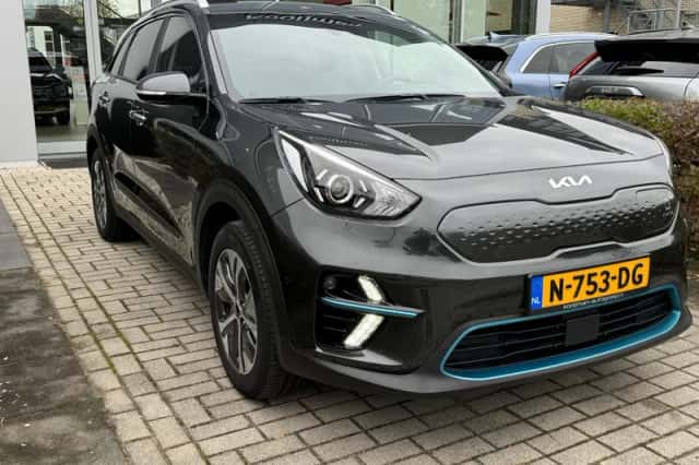 Kia Niro EV (2021) thumbnail 2
