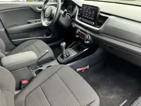 Kia Stonic (2024) thumbnail 14