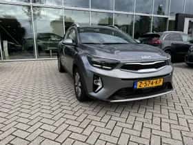 Kia Stonic (2024) thumbnail 5