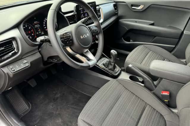 Kia Stonic (2024) thumbnail 9