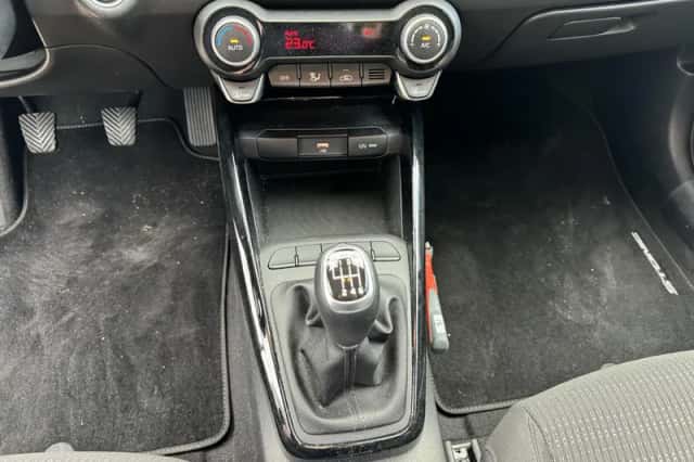 Kia Stonic (2024) thumbnail 10
