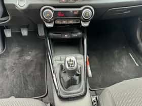 Kia Stonic (2024) thumbnail 10