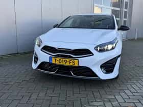 Kia Proceed (2023) thumbnail 2