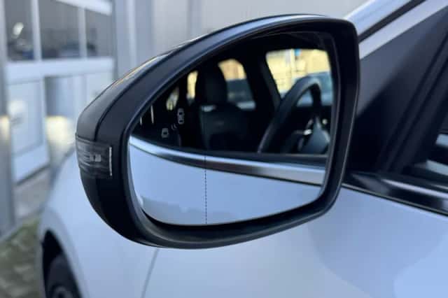 Kia Proceed (2023) thumbnail 15