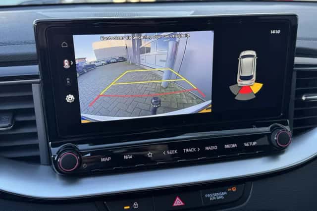 Kia Proceed (2023) thumbnail 16