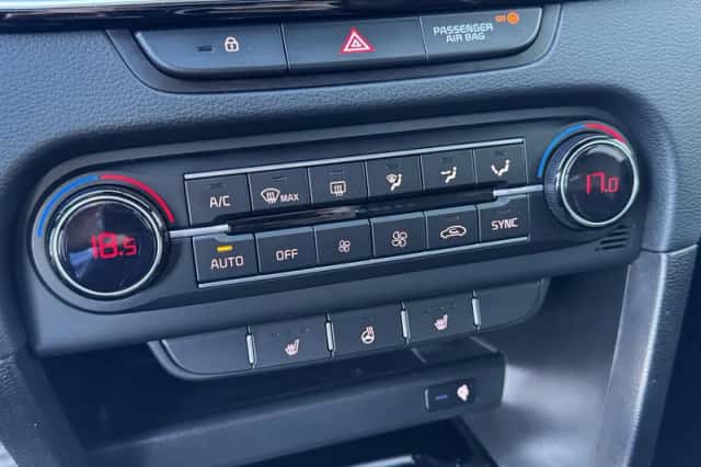 Kia Proceed (2023) thumbnail 18