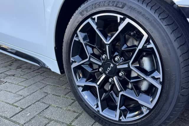 Kia Proceed (2023) thumbnail 7