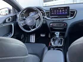 Kia Proceed (2023) thumbnail 10