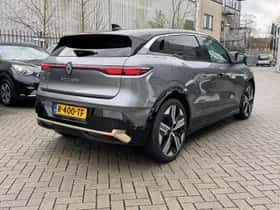 Renault Mégane E-Tech (2022) thumbnail 3