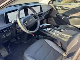 Kia EV6 (2024) thumbnail 9