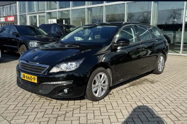 Peugeot 308 (2015) thumbnail 1