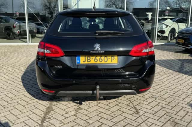 Peugeot 308 (2015) thumbnail 5