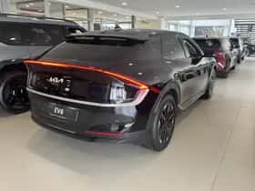 Kia EV6 (2025) thumbnail 5