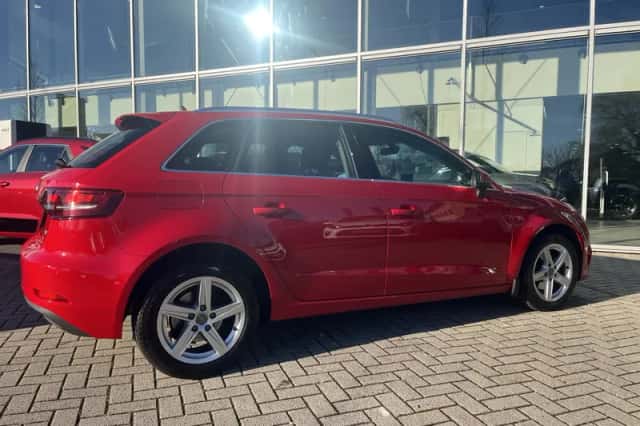 Audi A3 (2017) thumbnail 4