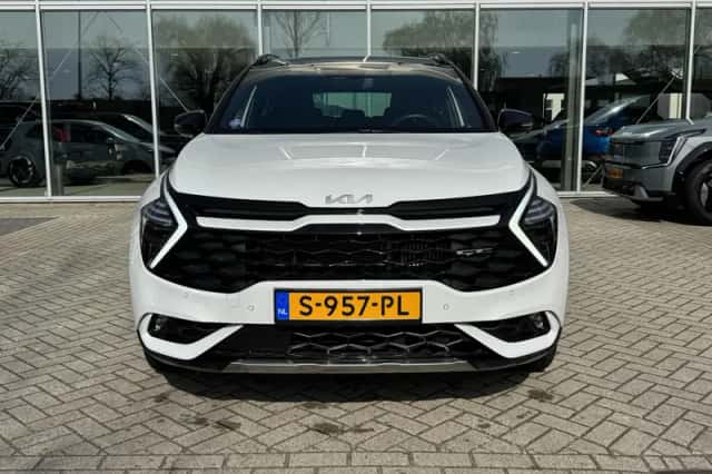 Kia Sportage (2023) thumbnail 2