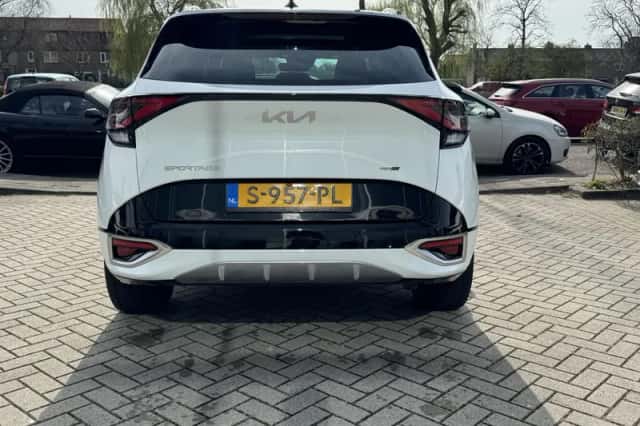 Kia Sportage (2023) thumbnail 5
