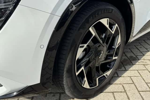 Kia Sportage (2023) thumbnail 7