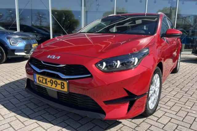 Kia Ceed Sportswagon (2025) thumbnail 4
