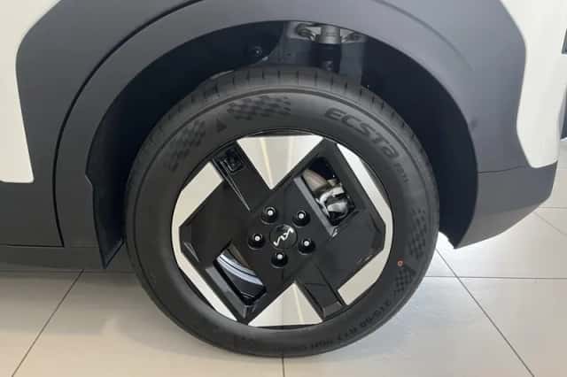 Kia EV3 (2025) thumbnail 4