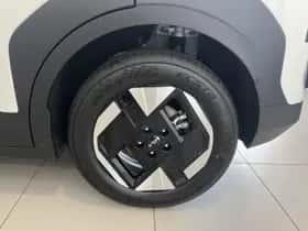 Kia EV3 (2025) thumbnail 4