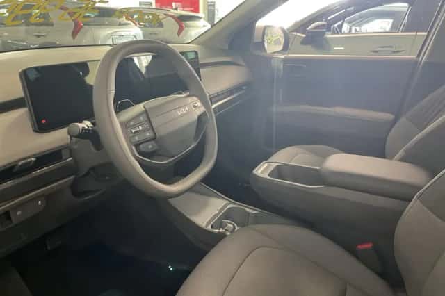 Kia EV3 (2025) thumbnail 6