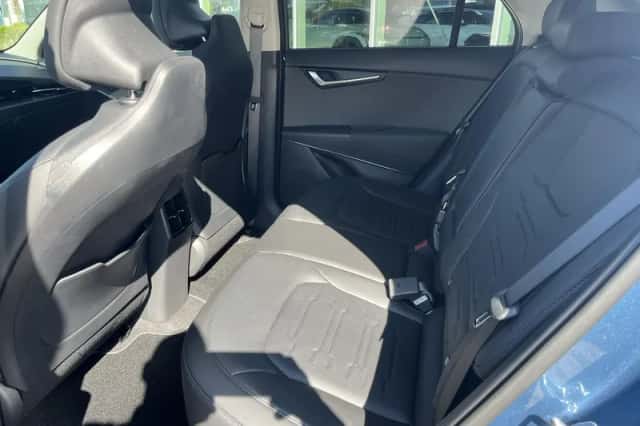 Kia Niro EV (2024) thumbnail 18