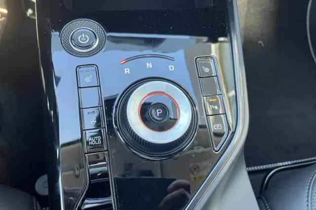 Kia Niro EV (2024) thumbnail 24