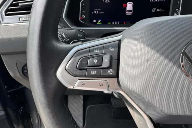 Volkswagen Tiguan (2021) thumbnail 20
