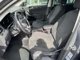 Volkswagen Tiguan (2021) thumbnail 24