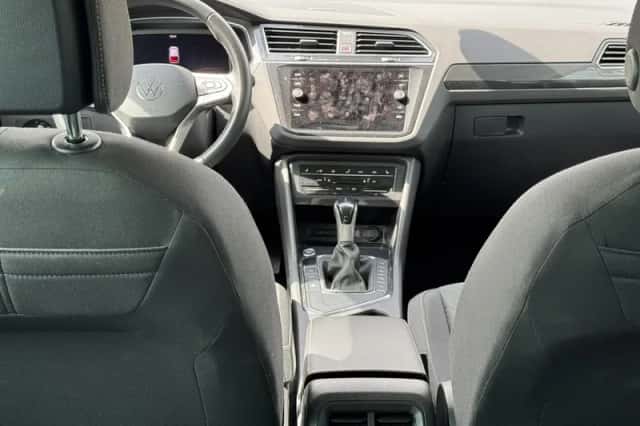 Volkswagen Tiguan (2021) thumbnail 26
