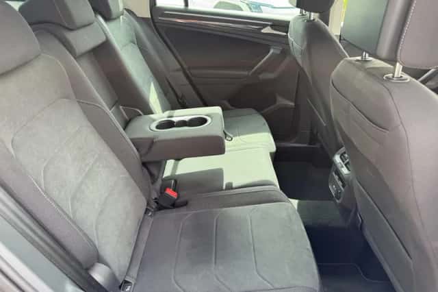 Volkswagen Tiguan (2021) thumbnail 28