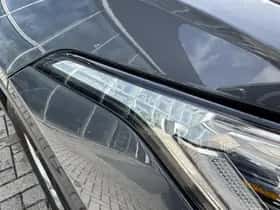 Volkswagen Tiguan (2021) thumbnail 9