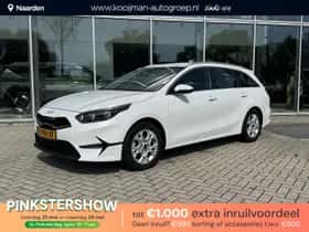 Kia Ceed Sportswagon (2023) thumbnail 1