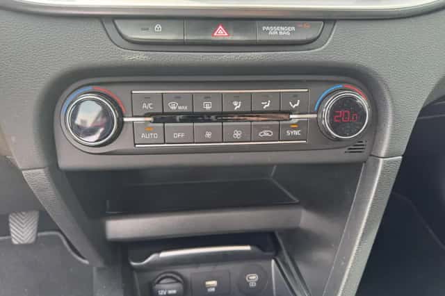 Kia Ceed Sportswagon (2023) thumbnail 16