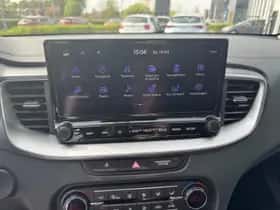 Kia Ceed Sportswagon (2023) thumbnail 18