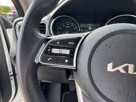 Kia Ceed Sportswagon (2023) thumbnail 20