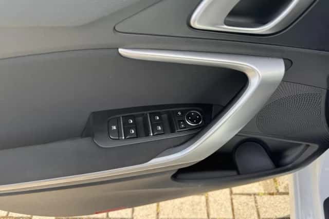 Kia Ceed Sportswagon (2023) thumbnail 22