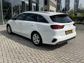 Kia Ceed Sportswagon (2023) thumbnail 6