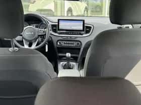 Kia Ceed Sportswagon (2023) thumbnail 9