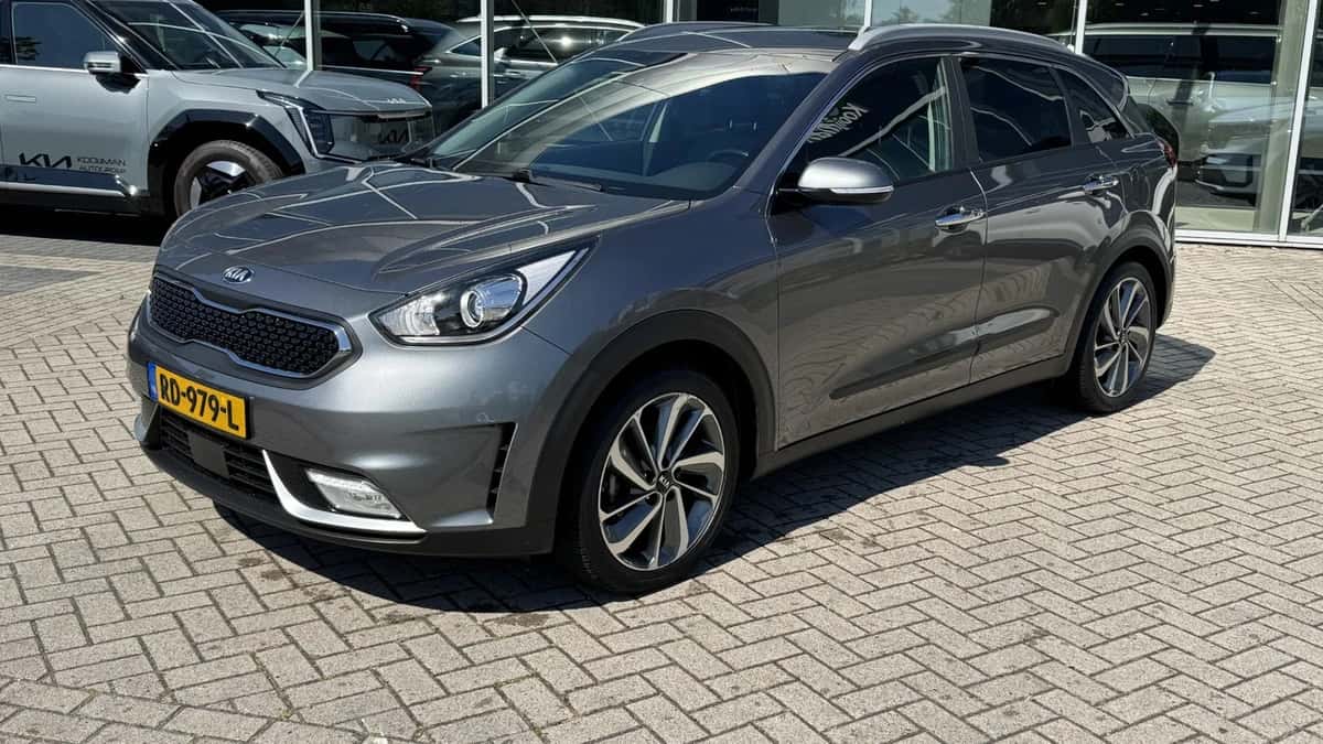 Kia Niro (2017) — foto 1