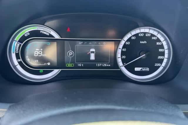 Kia Niro (2017) thumbnail 16