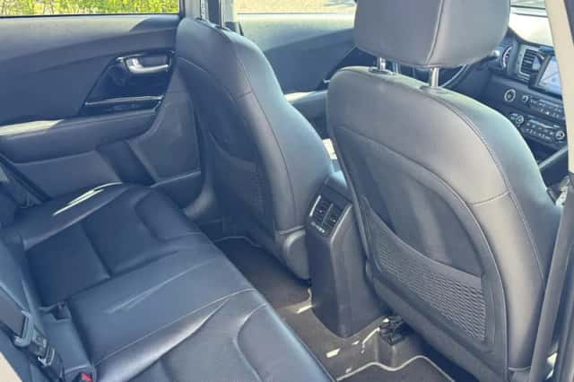 Kia Niro (2017) thumbnail 7