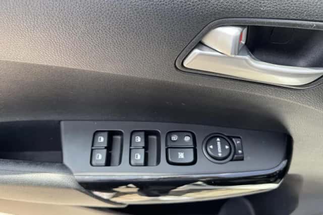 Kia Picanto (2020) thumbnail 16
