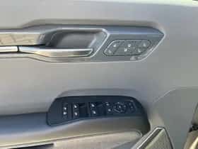 Kia EV9 (2024) thumbnail 14