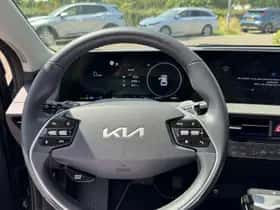 Kia EV6 (2024) thumbnail 13