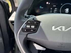 Kia EV6 (2024) thumbnail 15