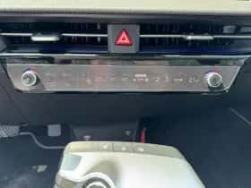Kia EV6 (2024) thumbnail 17
